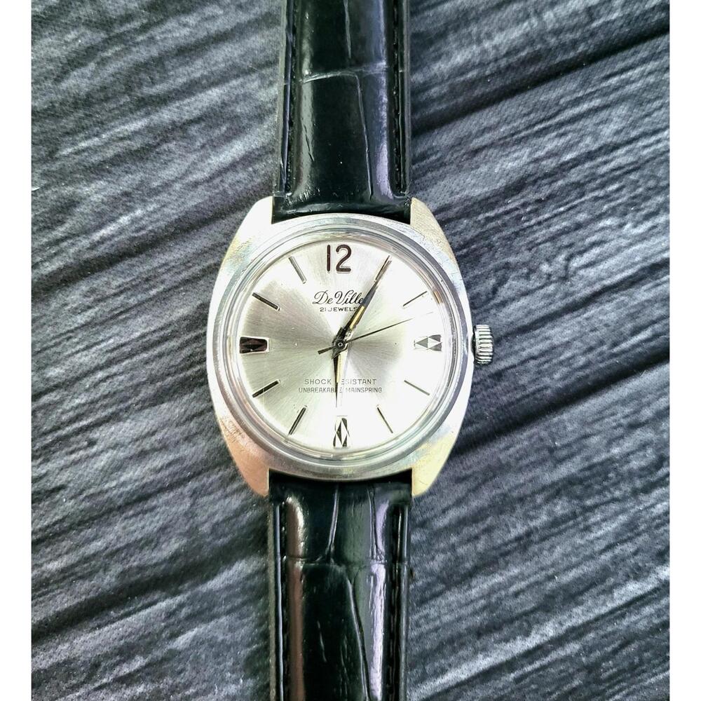 Rare DeVille Mechanical Men's Watch Collectable Runs Great
